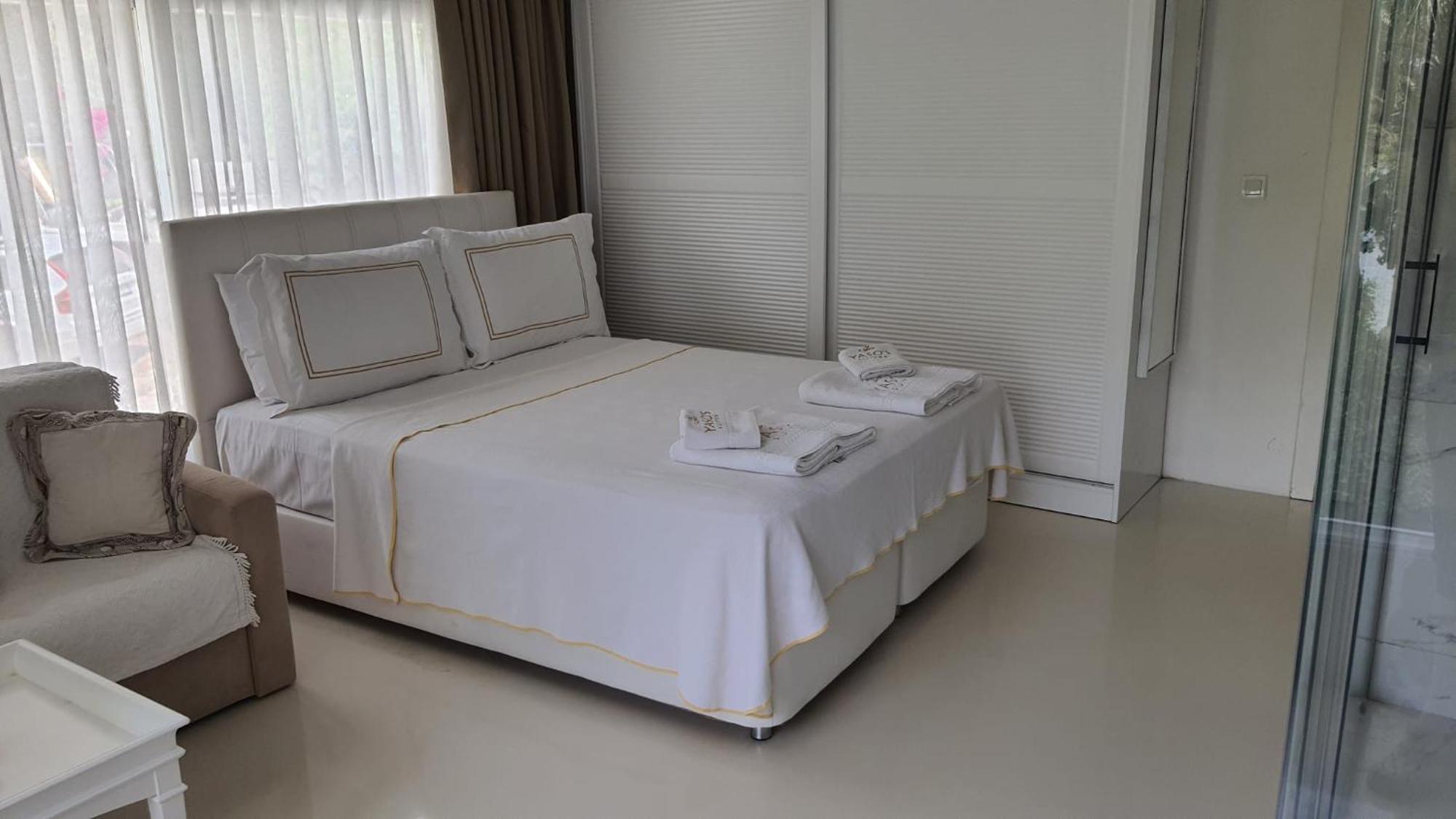 Yasos Suites Чешме Екстер'єр фото